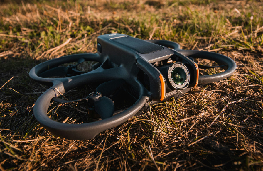 DJI Avata 2 : Drone FPV cinéma LOG 10bits pour plans à effets dynamiques films TV et séries TV