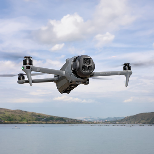 DJI Mavic 4 Pro : Drone cinéma Hasselblad 6K 100Mp 10bits pour tournage professionnel