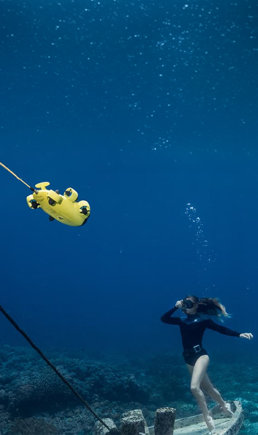 Drone sous-marin (ROV) Fifish V6 : Vidéo 4K UHD, 100m de profondeur, Omnidirectionnel. Solution rapide pour plans aquatiques.