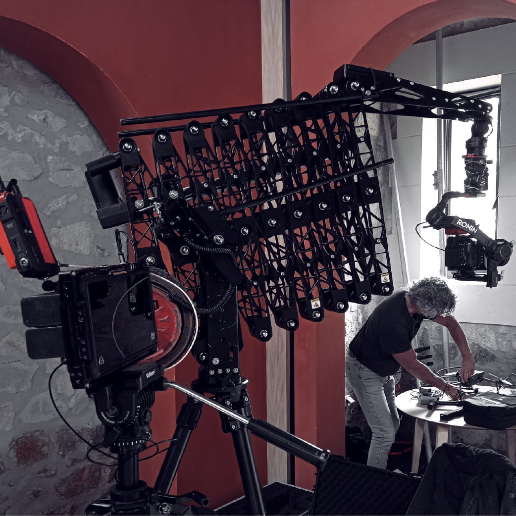 Grue de plateau cinéma professionnel : Machinerie convertible pour longs métrages films TV et séries TV